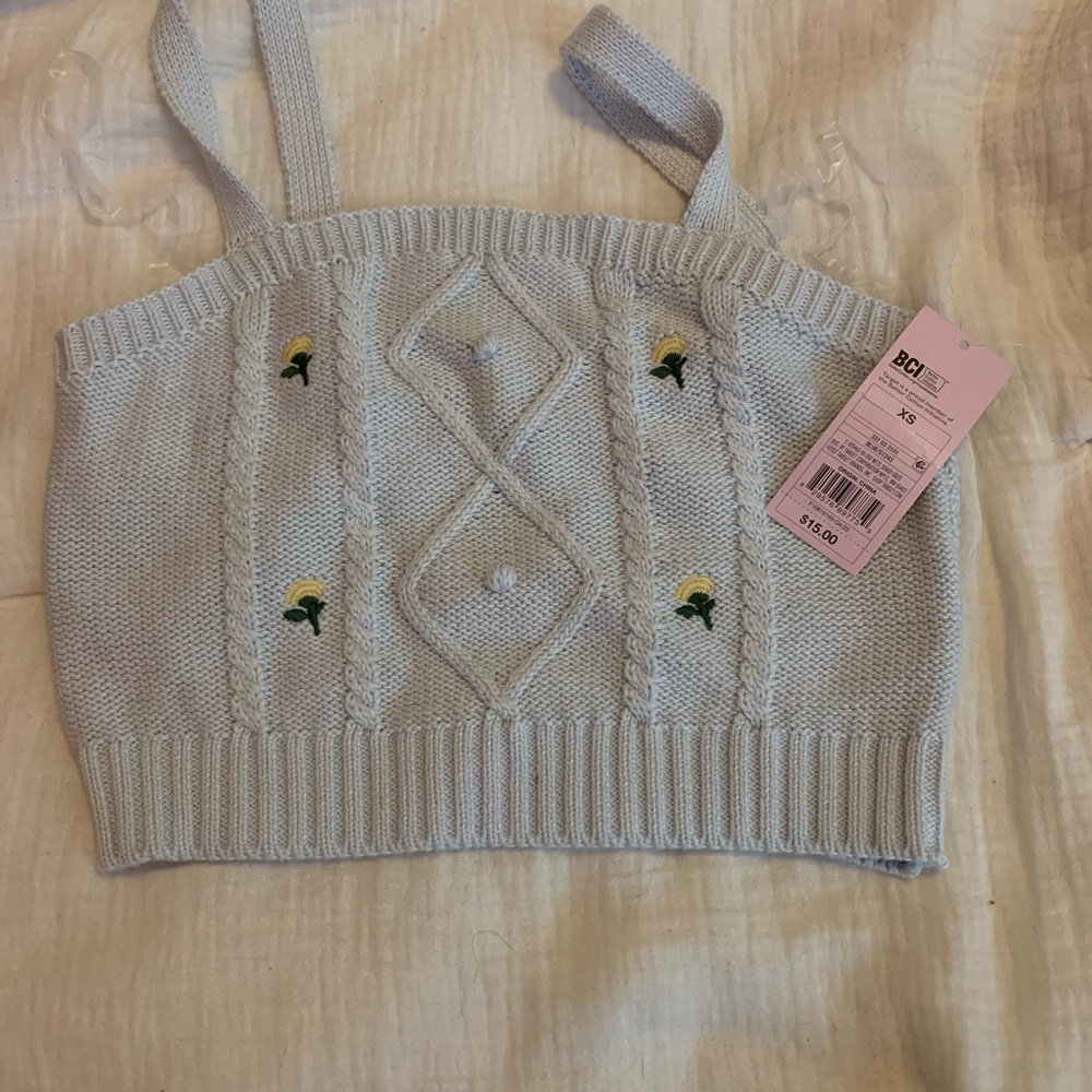 light blue knitted crop top